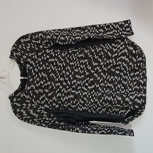 Forever 21 3/4 sleeve back zip sweater with faux leather side panels Med…